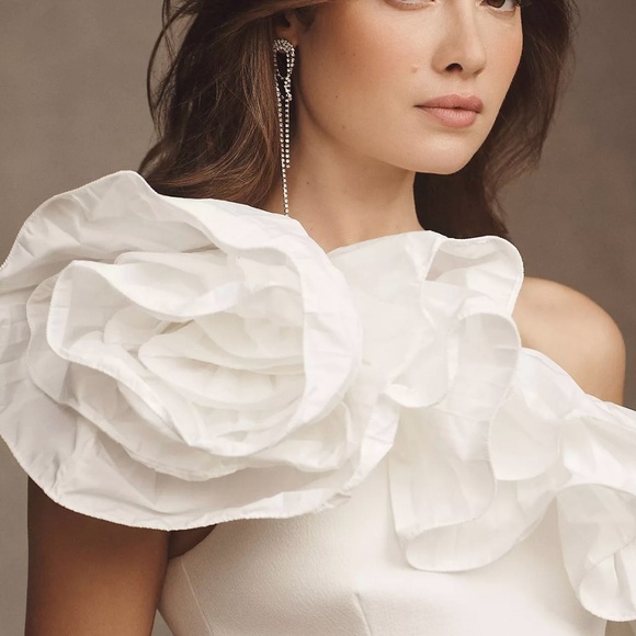 Rebecca Vallance Chloe Taffeta One Shoulder Crepe Column Gown - Picture 4 of 9